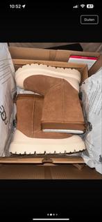 Nieuwe UGG Classic Hybrid Dames - Maat 39 (38)(valt als 38), Kleding | Dames, Schoenen, Ophalen of Verzenden, Nieuw, Bruin