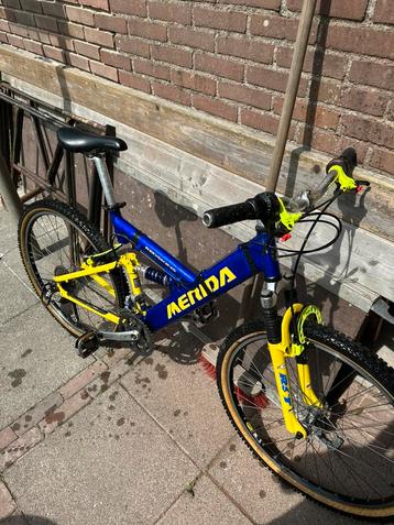 Vintage merida mountainbike beschikbaar voor biedingen