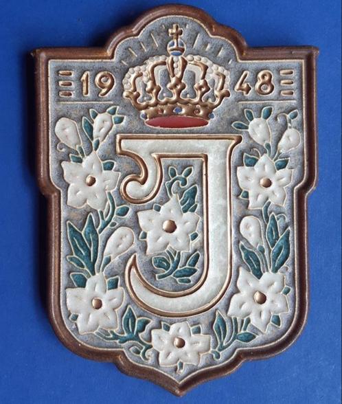 Porceleyne Fles Kroning Juliana Cloisonne F36-10 Koningshuis, Antiek en Kunst, Antiek | Wandborden en Tegels, Verzenden