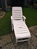 Ligbed met gratis kussen, Tuin en Terras, Ligbedden, Ophalen, Zo goed als nieuw