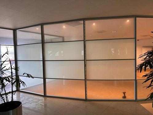 Glazen systeemwanden, Doe-het-zelf en Verbouw, Glas en Ramen, Zo goed als nieuw, Glasplaat, 160 cm of meer, Veiligheidsglas, Ophalen