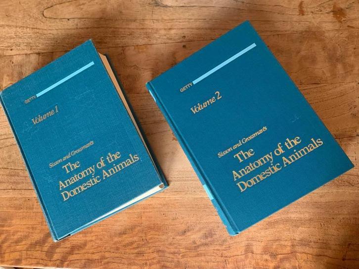 Anatomie Huisdieren - Sisson & Grossman (2 delen), Boeken, Natuur, Gelezen, Overige onderwerpen, Ophalen of Verzenden