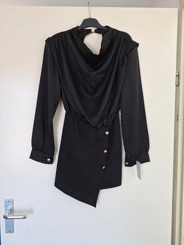 Jumpsuit  maat 38 beschikbaar voor biedingen