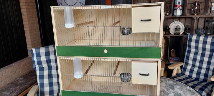 2 gebruikte heesakkers 82, Dieren en Toebehoren, Vogels | Hokken en Kooien, Gebruikt, Broedkooi of Kweekkooi, Kunststof, Ophalen
