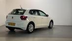 Volkswagen Polo 1.0 TSI Comfortline Business Parkeersensoren, Auto's, Voorwielaandrijving, Gebruikt, Met garantie (alle), Wit
