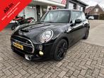 Mini Mini 2.0 Cooper S Chili Serious Business, Voorwielaandrijving, Gebruikt, 4 stoelen, Leder