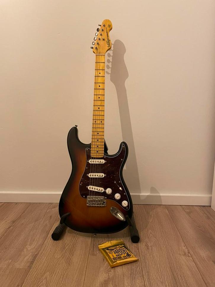 Vintage V6 Reissued, Muziek en Instrumenten, Snaarinstrumenten | Gitaren | Elektrisch, Zo goed als nieuw, Solid body, Overige merken