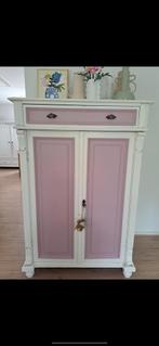 biederkast/meidenkast, Ophalen, Gebruikt, 50 tot 70 cm, 100 cm of meer