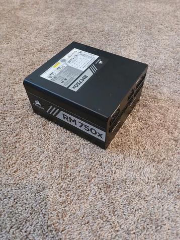 Rm 750x Psu met kabels  beschikbaar voor biedingen