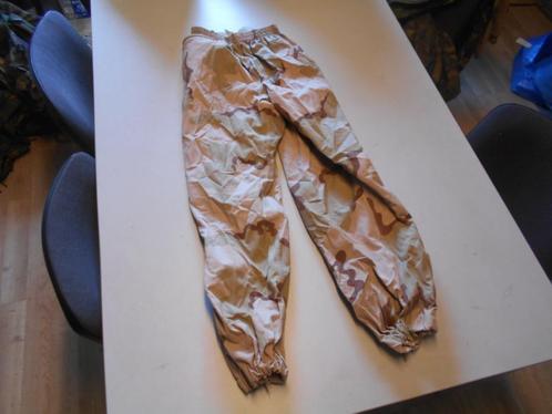 Regenbroek desert camouflage Nederlands leger div. maten, Verzamelen, Militaria | Algemeen, Landmacht, Kleding of Schoenen, Nederland