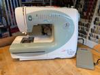 Bernette 80e naaimachine - "for Bernina", Hobby en Vrije tijd, Naaimachines en Toebehoren, Info@bernina.com, Ophalen of Verzenden