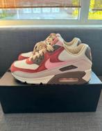 Nike Air Max 90 Bacon– maat 35,5, Kleding | Heren, Schoenen, Ophalen of Verzenden, Zo goed als nieuw, Overige kleuren