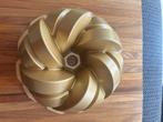 Nordic Ware Braided Bundt bakvorm, Ophalen of Verzenden, Nieuw, Taarten, Bakvorm