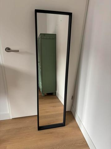 Ikea Nissedal spiegel 40x150 beschikbaar voor biedingen