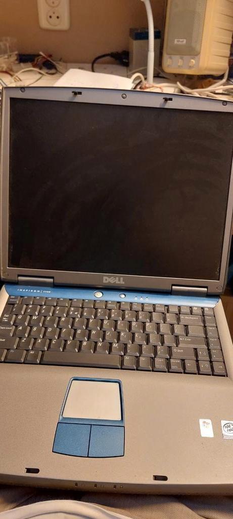 Dell inspiron 1100  Vintage/retro laptop, Computers en Software, Windows Laptops, Gebruikt, 15 inch, HDD, 2 tot 3 Ghz, Minder dan 4 GB