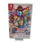 Nintendo Switch Game: Hyrule Warriors Definitive Edition, Nintendo, Zo goed als nieuw, Support@nintendo.com, 11-1 Hokotate-cho, Kamitoba, Minami-ku
Kyoto 601-8501
Japan