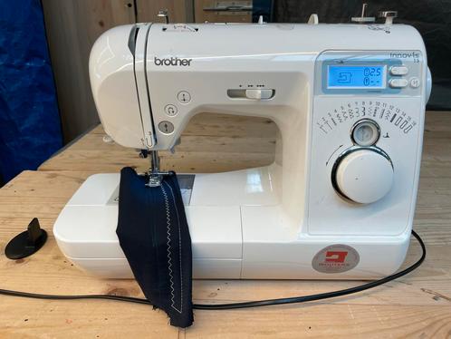 Brother Innov-is 15 Naaimachine, Hobby en Vrije tijd, Naaimachines en Toebehoren, Gebruikt, Naaimachine, Brother, Ophalen of Verzenden