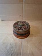 Oude Warm - water - voetenstoof., Ophalen