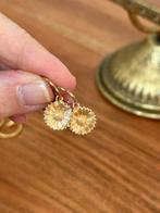 Àla oorbellen madeliefjes, Ophalen of Verzenden, Zo goed als nieuw, Goud, Overige materialen