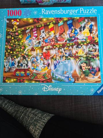 Disney Puzzel - Ravensburger 1000 stukjes beschikbaar voor biedingen