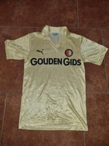 Feyenoord kampioensjaar shirt 83-84 maat S Bieden bij ADV! beschikbaar voor biedingen