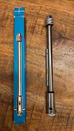 Vintage rateltaphouder, Ophalen, Zo goed als nieuw