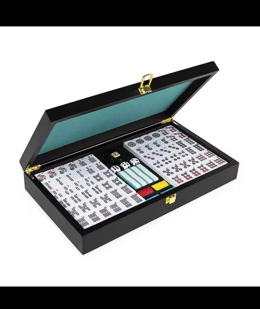 Mahjong spelers gezocht Veghel o.g, Ophalen of Verzenden, Zo goed als nieuw