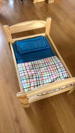 Poppenbedje - Ikea - inclusief stoffen pop, Kinderen en Baby's, Speelgoed | Poppen, Ophalen of Verzenden, Gebruikt, Babypop
