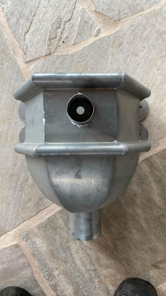 Zinken vergaarbakken voor weinig, Doe-het-zelf en Verbouw, Buizen en Afvoer, Nieuw, Afvoer, Zink, Minder dan 2 meter, 80 mm of meer