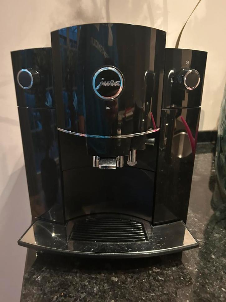 Jura D6 Piano Black Espresso Gereviseerd Garantie, Witgoed en Apparatuur, Koffiezetapparaten, Zo goed als nieuw, Koffiebonen, Combi