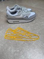 Nike Air Max 1 “Light Smoke Grey”, Kleding | Heren, Overige kleuren, Nike, Nieuw, Ophalen of Verzenden
