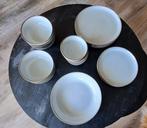 Ikea servies, Huis en Inrichting, Ophalen, Zo goed als nieuw, Rond, Steen of Aardewerk