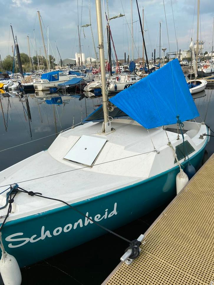 GRATIS BOOT IN VERBAND EINDE SEIZOEN, Watersport en Boten, Zeilen en Zeiltoebehoren, Gebruikt, Minder dan 15 m², Ophalen