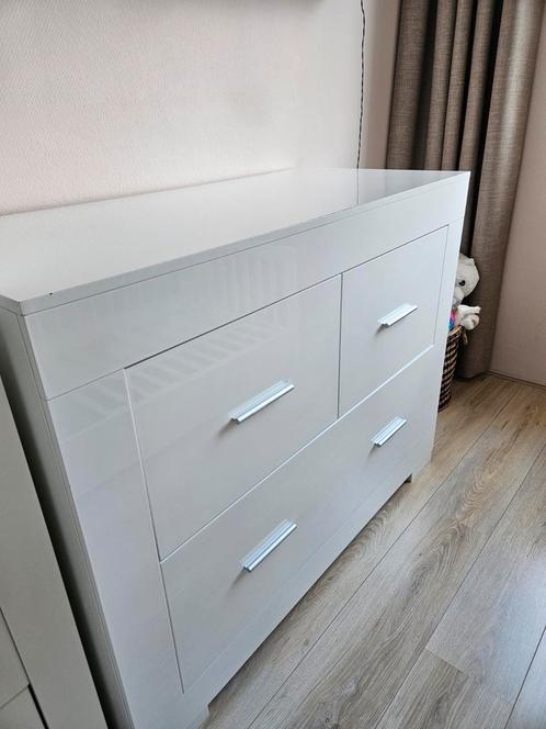 Commode, wit hoogglans (1205593 cm), Kinderen en Baby's, Kinderkamer | Commodes en Kasten, Gebruikt, 90 tot 105 cm, 100 cm of meer