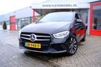 Mercedes-Benz B-klasse 180 Business Solution Aut. Pano|Leder, Auto's, Mercedes-Benz, 136 pk, Gebruikt, Euro 6, 4 cilinders