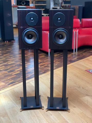 Revival Audio Atalante 3 + Stands beschikbaar voor biedingen