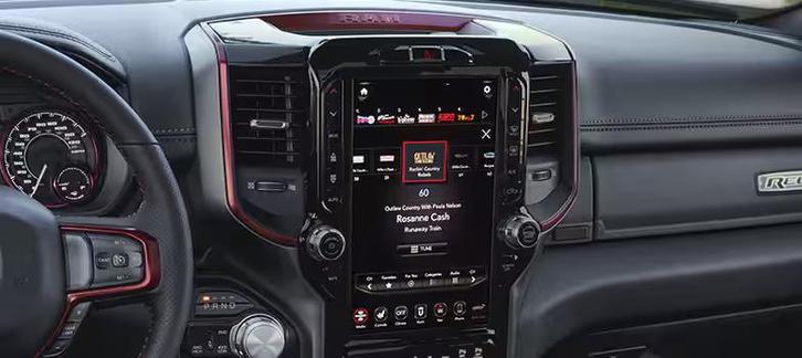 Dodge Ram Uconnect problemen (Update Uconnect), Auto diversen, Autoradio's, Zo goed als nieuw, Ophalen