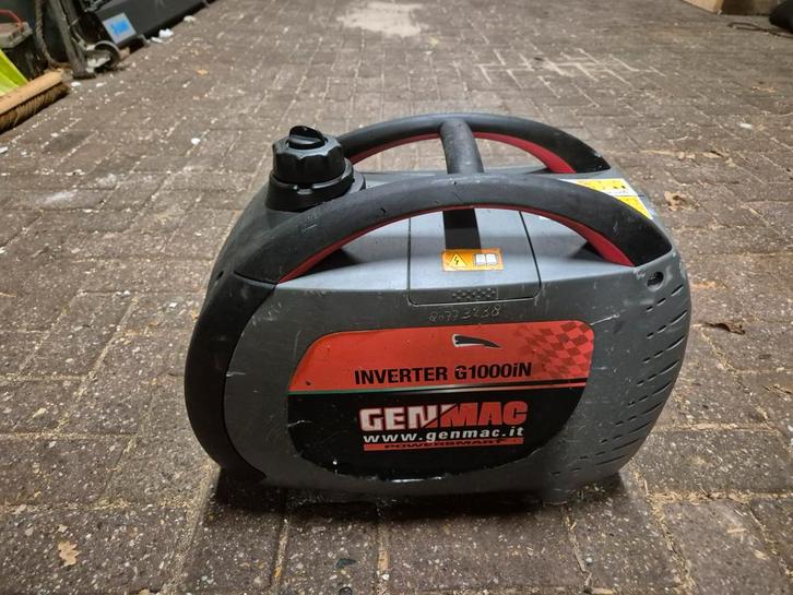 Genmac 1000in  Benzine agregaten 2x, Computers en Software, Accu's en Batterijen, Ophalen of Verzenden