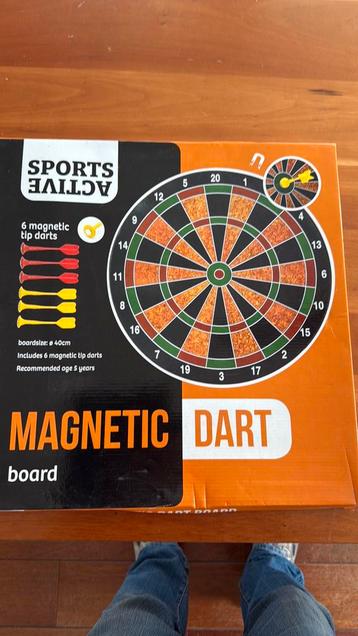 Leuk magnetisch dartbord beschikbaar voor biedingen