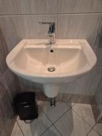mooie wastafel met kraan, Ophalen, 50 tot 100 cm, Zo goed als nieuw, Minder dan 100 cm