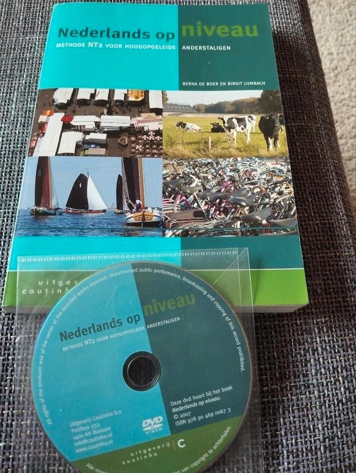 B. de Boer - Nederlands op niveau, Boeken, Overige Boeken, Zo goed als nieuw, Ophalen of Verzenden
