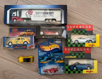 Collectie verschillende model auto’s beschikbaar voor biedingen