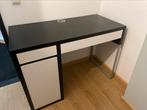 IKEA micke bureau zwart wit, Ophalen of Verzenden, Zo goed als nieuw, Bureau