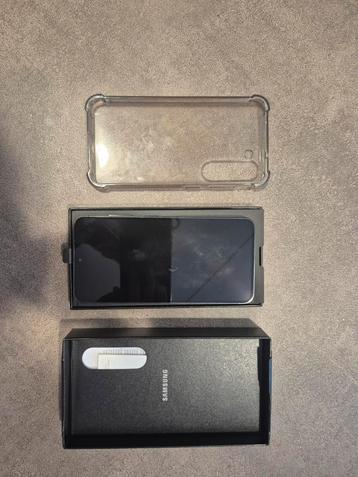 Samsung Galaxy S23 256GB zgan beschikbaar voor biedingen
