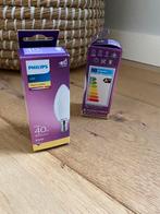 Philips led warm white 2x, Huis en Inrichting, Lampen | Losse lampen, Nieuw, Ophalen of Verzenden, Led-lamp, 30 tot 60 watt