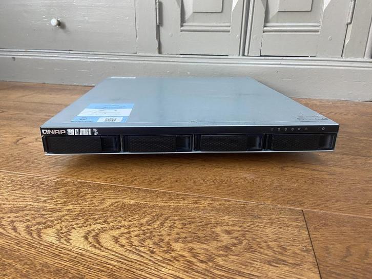 Qnap TS-453BU NAS *8gb ram upgrade* + evt. hdd, Computers en Software, Harde schijven, Zo goed als nieuw, Desktop, SATA, Ophalen of Verzenden