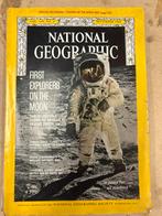 National Geographic - December 1969 - Apollo 11, Ophalen of Verzenden, Gelezen, Wetenschap en Natuur