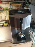 Siemens EQ3 TI303203RW Espressomachine, 2 tot 4 kopjes, Gebruikt, Ophalen of Verzenden, Afneembaar waterreservoir