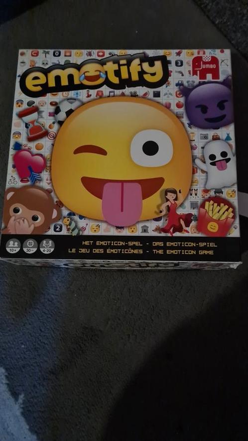 Emotify - Emoji Spel, Hobby en Vrije tijd, Gezelschapsspellen | Kaartspellen, Nieuw, Een of twee spelers, Ophalen