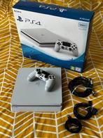 PlayStation 4 Slim, Ophalen, 500 GB, Met 2 controllers, Zo goed als nieuw